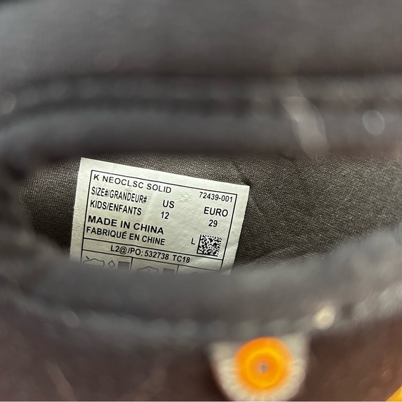 Bogs Winter Snow Waterproof Boots Black Kids Size 12 - Picture 5 of 5